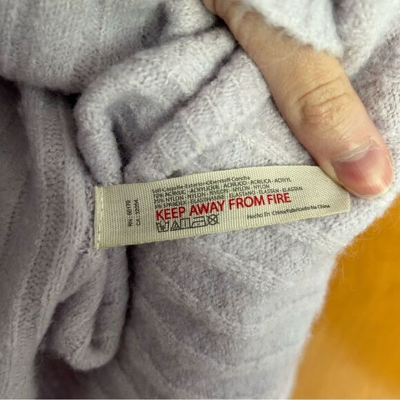 Intimately Free People Around The Clock Pullover Sweater in Lavender Size Medium - Picture 4 of 10